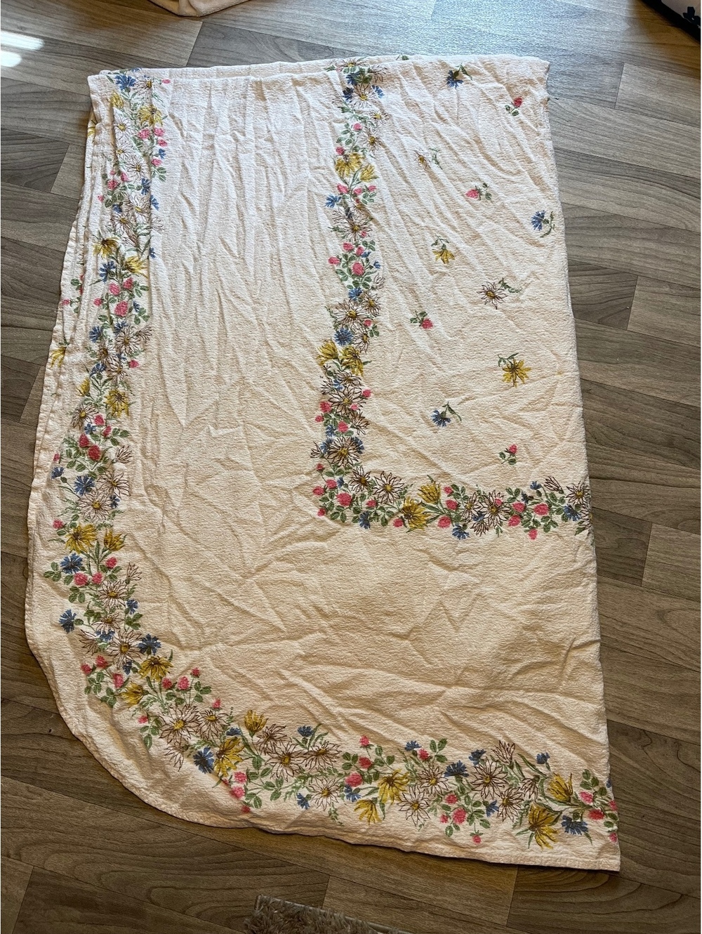 Vintage Fieldcrest Floral Twin Bedspread / Coverlet